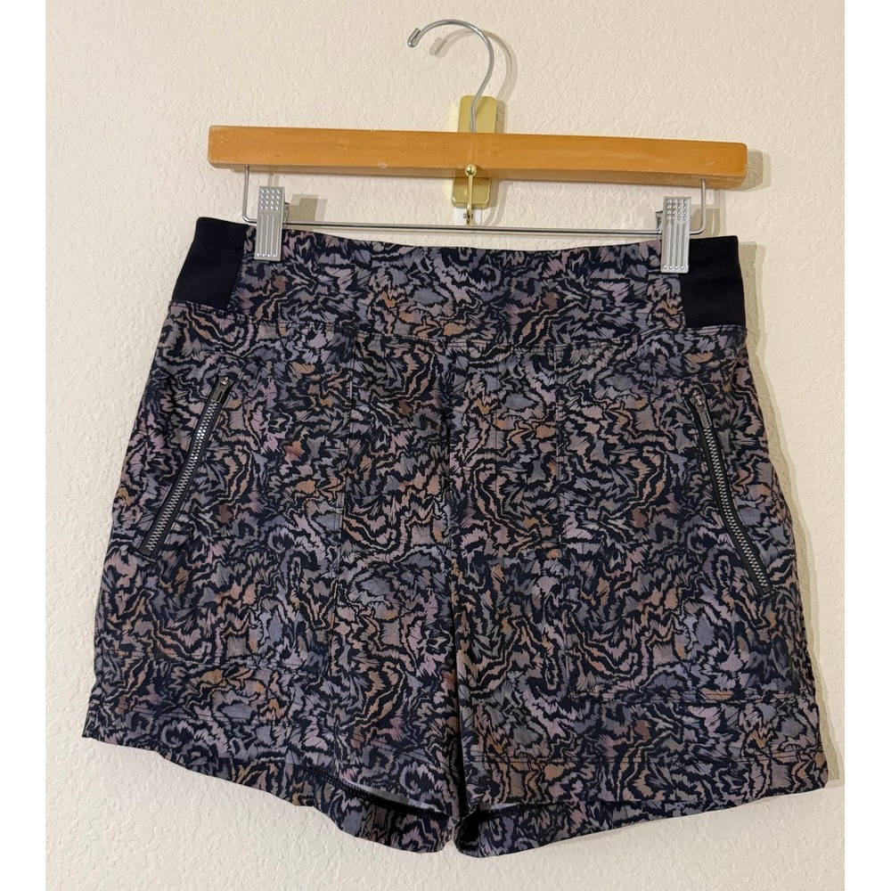 Athleta Women Trekkie North High Rise Zipper Pocket Athletic Shorts Size 4
